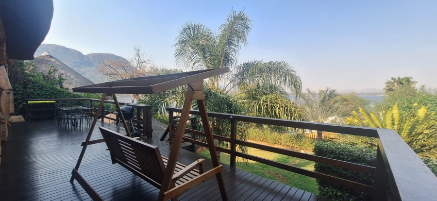 3 Bedroom Property for Sale in Kosmos North West